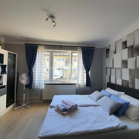 Fini Ljudi * Tuzla